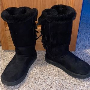black ugg boots